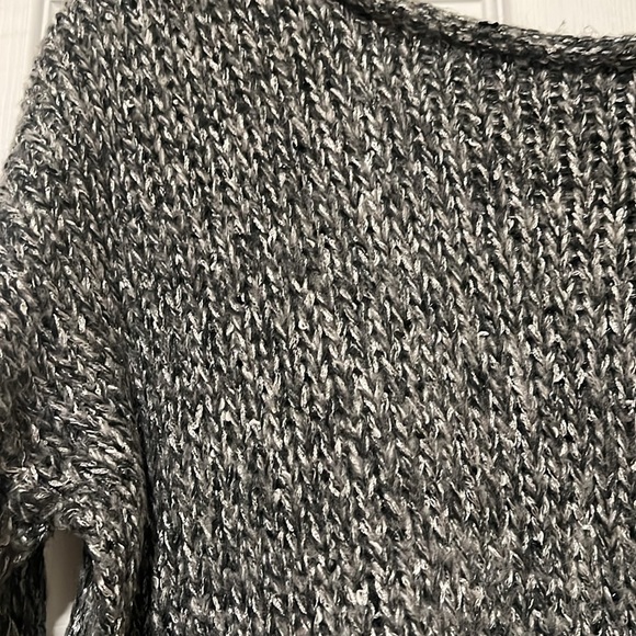 Zara Women’s Gray Metallic Sweater/ Knit Top, Medium - Picture 2 of 4